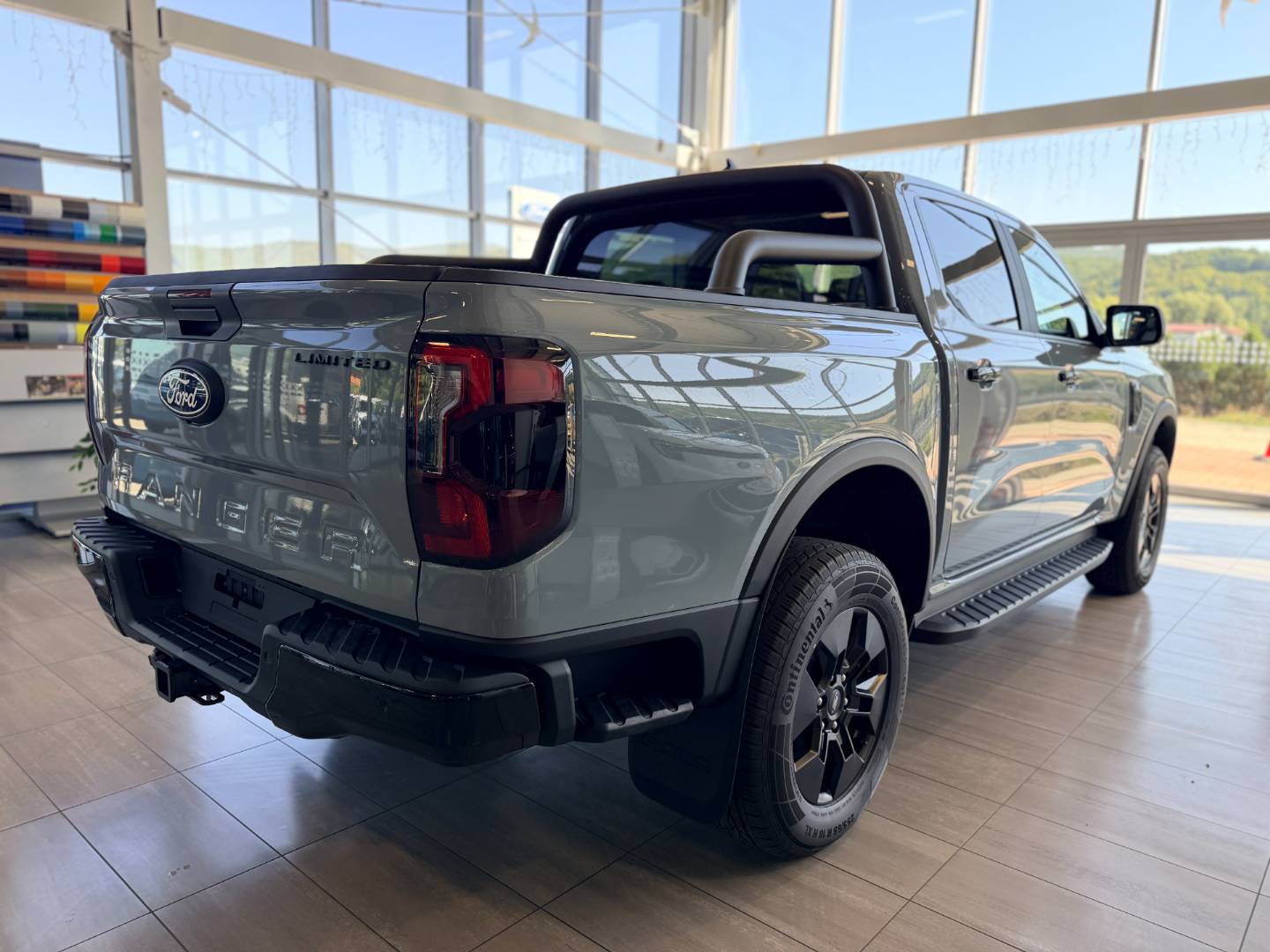 Ford Ranger 2. 3 EcoBoost PHEV 281k A10 - e-4WD (207kW) Limited – Obrázok 4