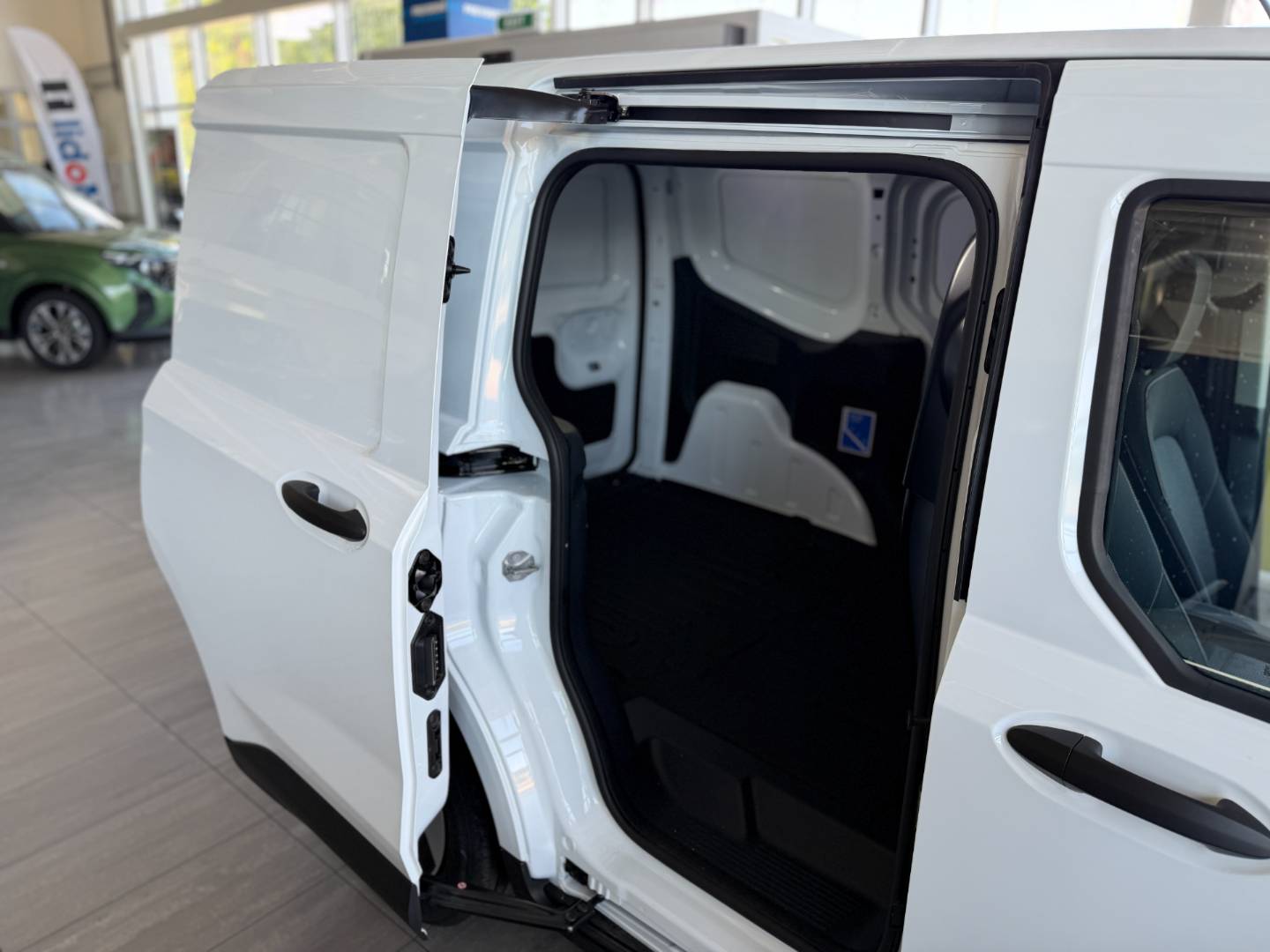 Ford Transit Courier EV STD (46kWh) 136k (100kW) – Obrázok 13