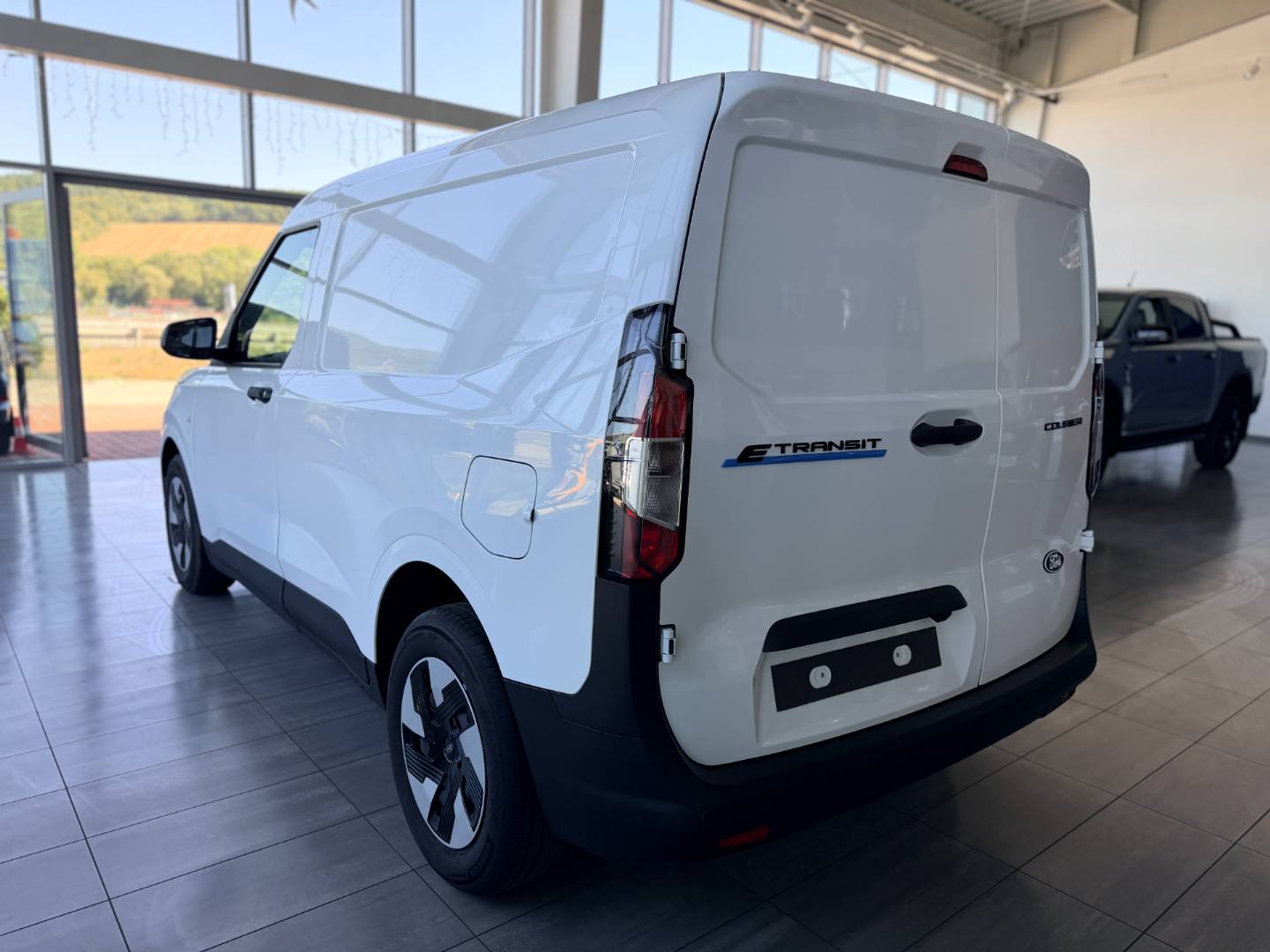 Ford Transit Courier EV STD (46kWh) 136k (100kW) – Obrázok 6