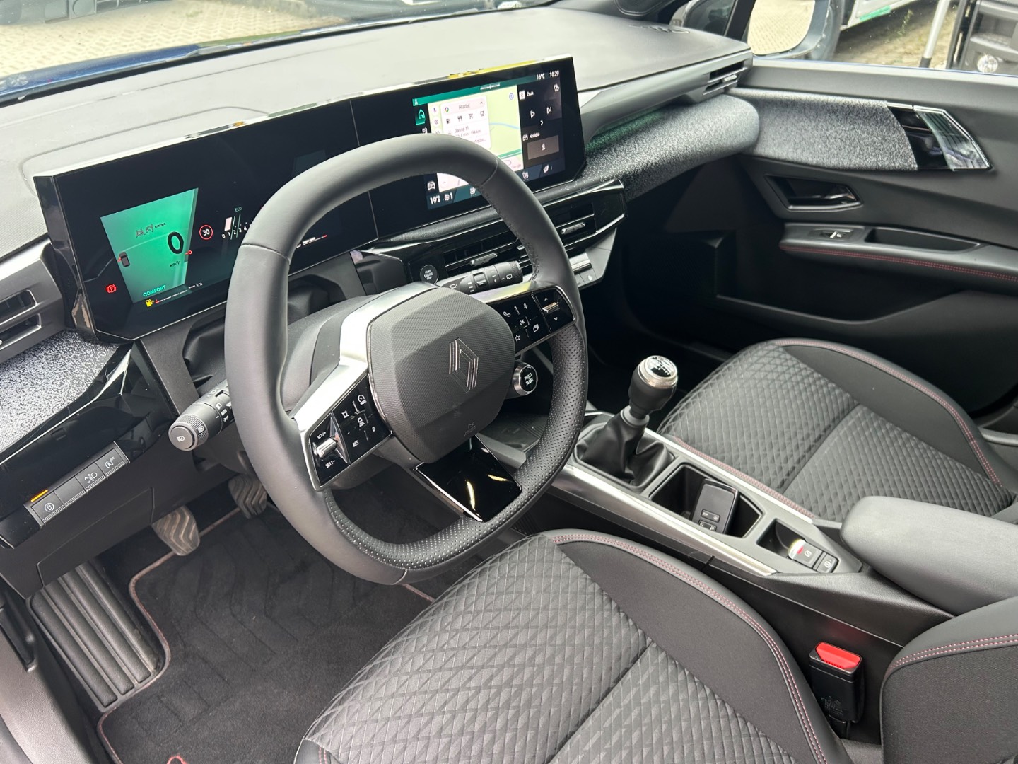 Renault Clio 1.0 TCe 90 Techno – Obrázok 9
