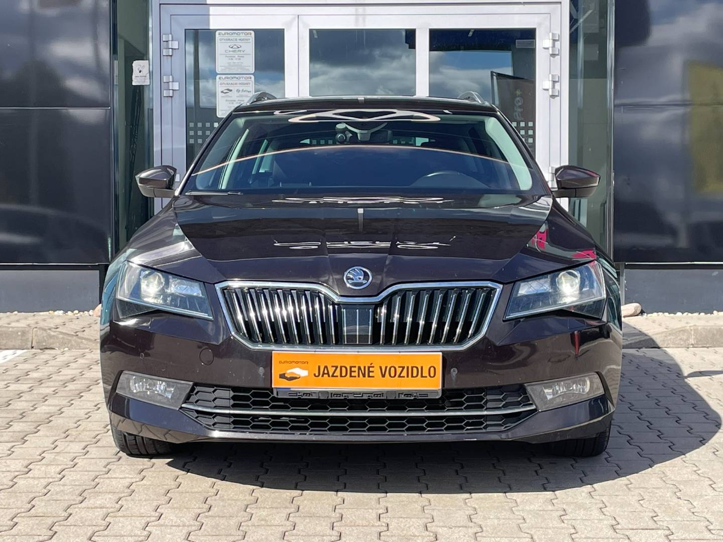 Škoda Superb Combi 2.0 TDI Style DSG EU6 – Obrázok 2
