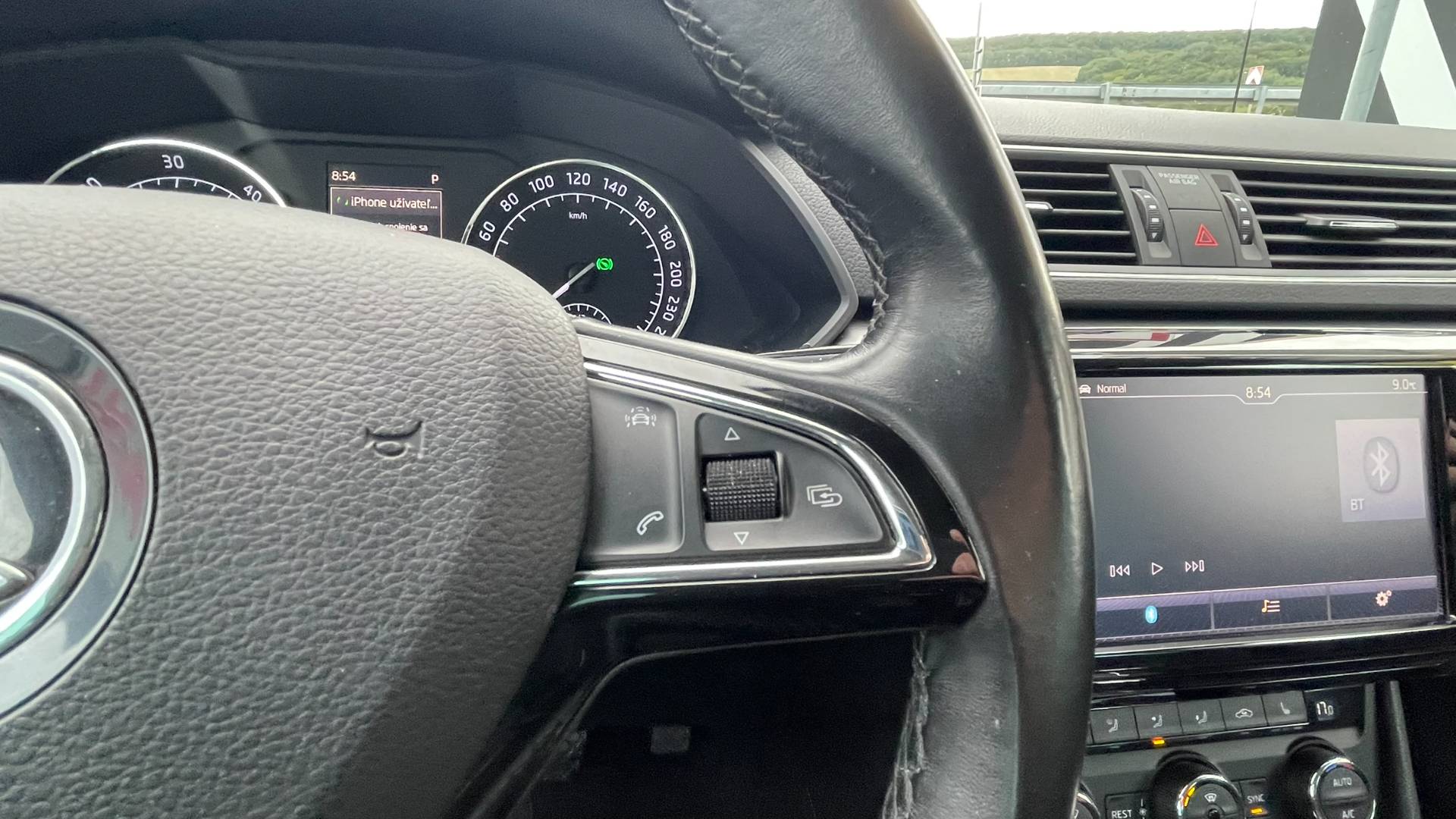 Škoda Superb Combi 2.0 TDI Style DSG EU6 – Obrázok 21