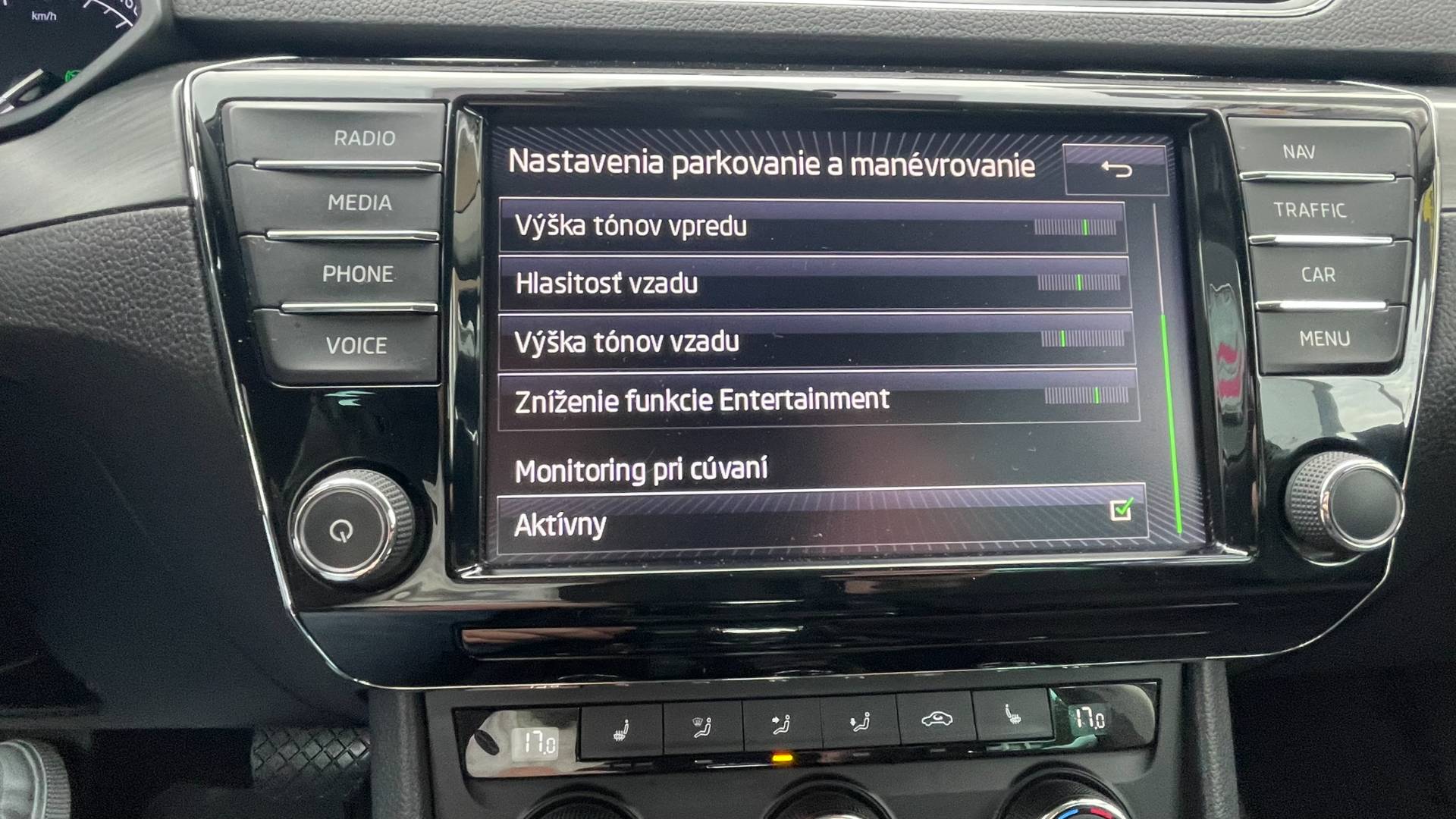 Škoda Superb Combi 2.0 TDI Style DSG EU6 – Obrázok 32