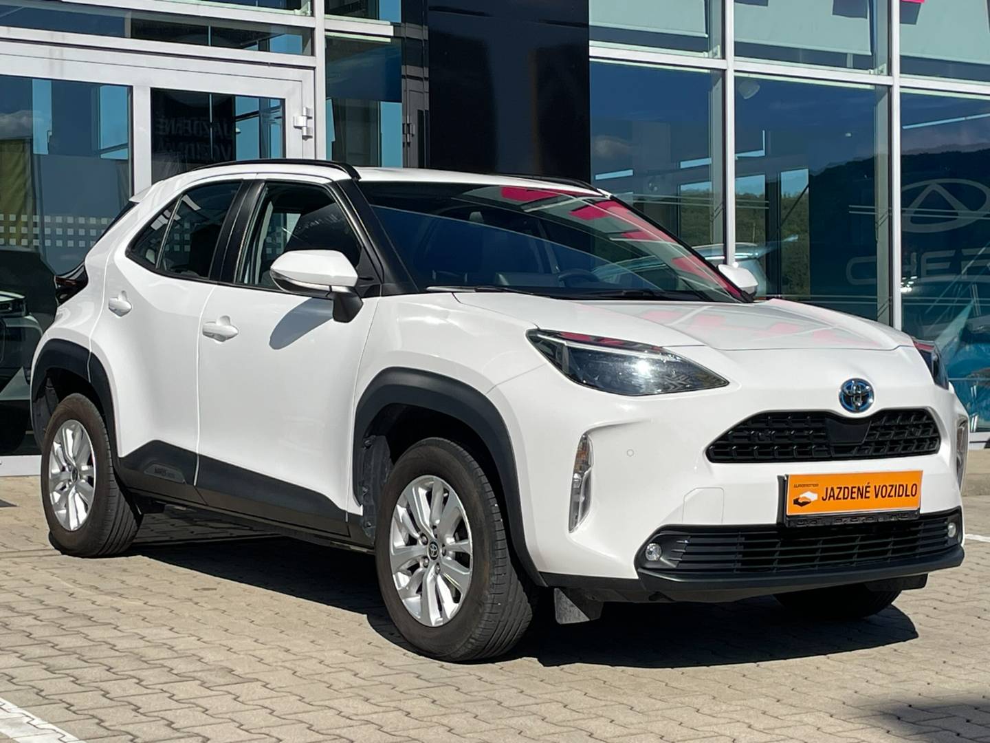 Toyota Yaris Cross 1.5 Hybrid Active e-CVT 68 kW, 2023 – Obrázok 3