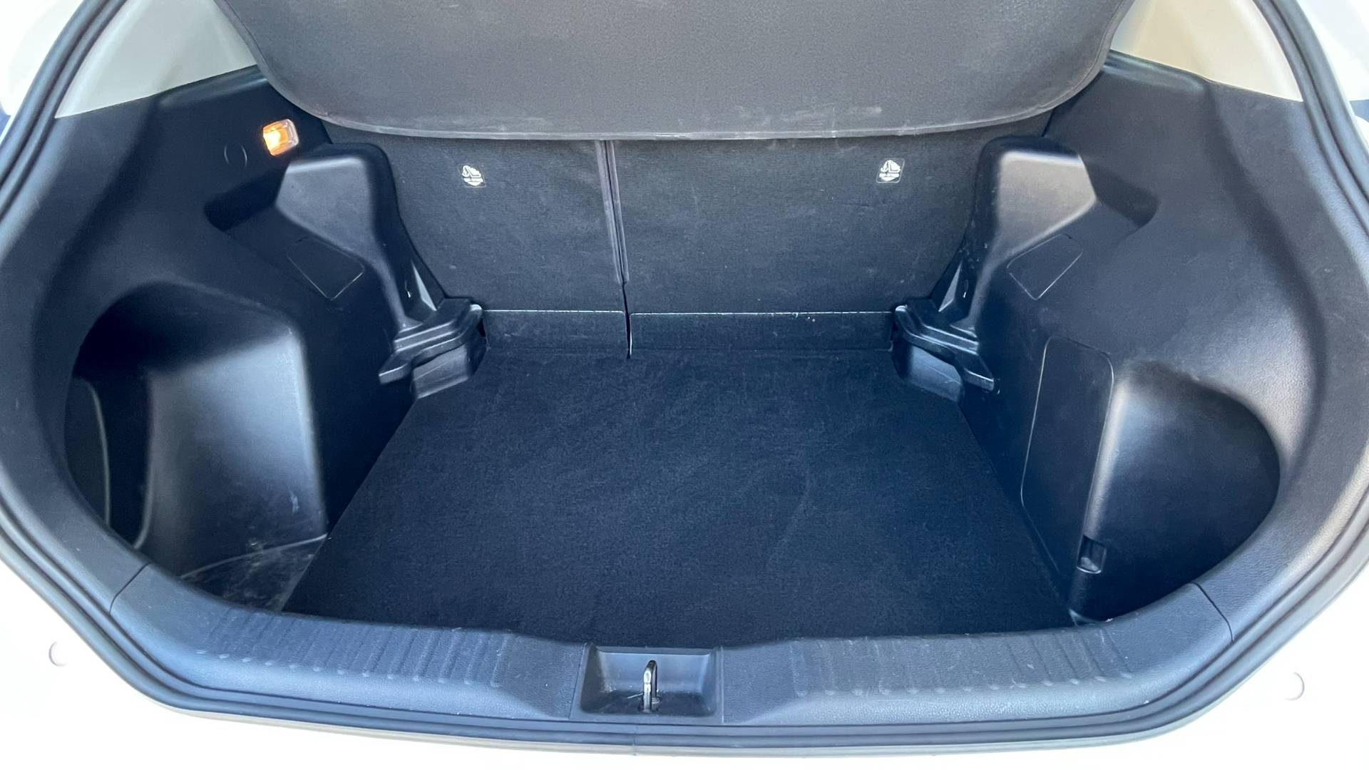 Toyota Yaris Cross 1.5 Hybrid Active e-CVT 68 kW, 2023 – Obrázok 31