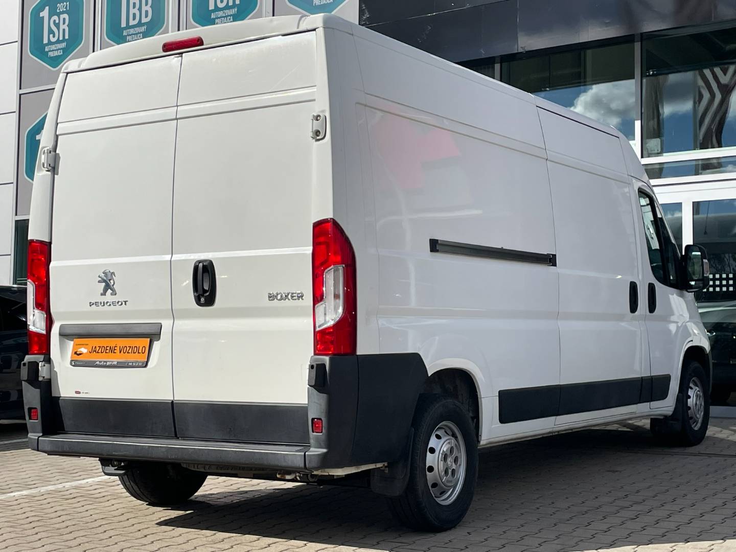 Peugeot Boxer 2.0HDI 96kW M6 L2H2, nové kupované na SK – Obrázok 6