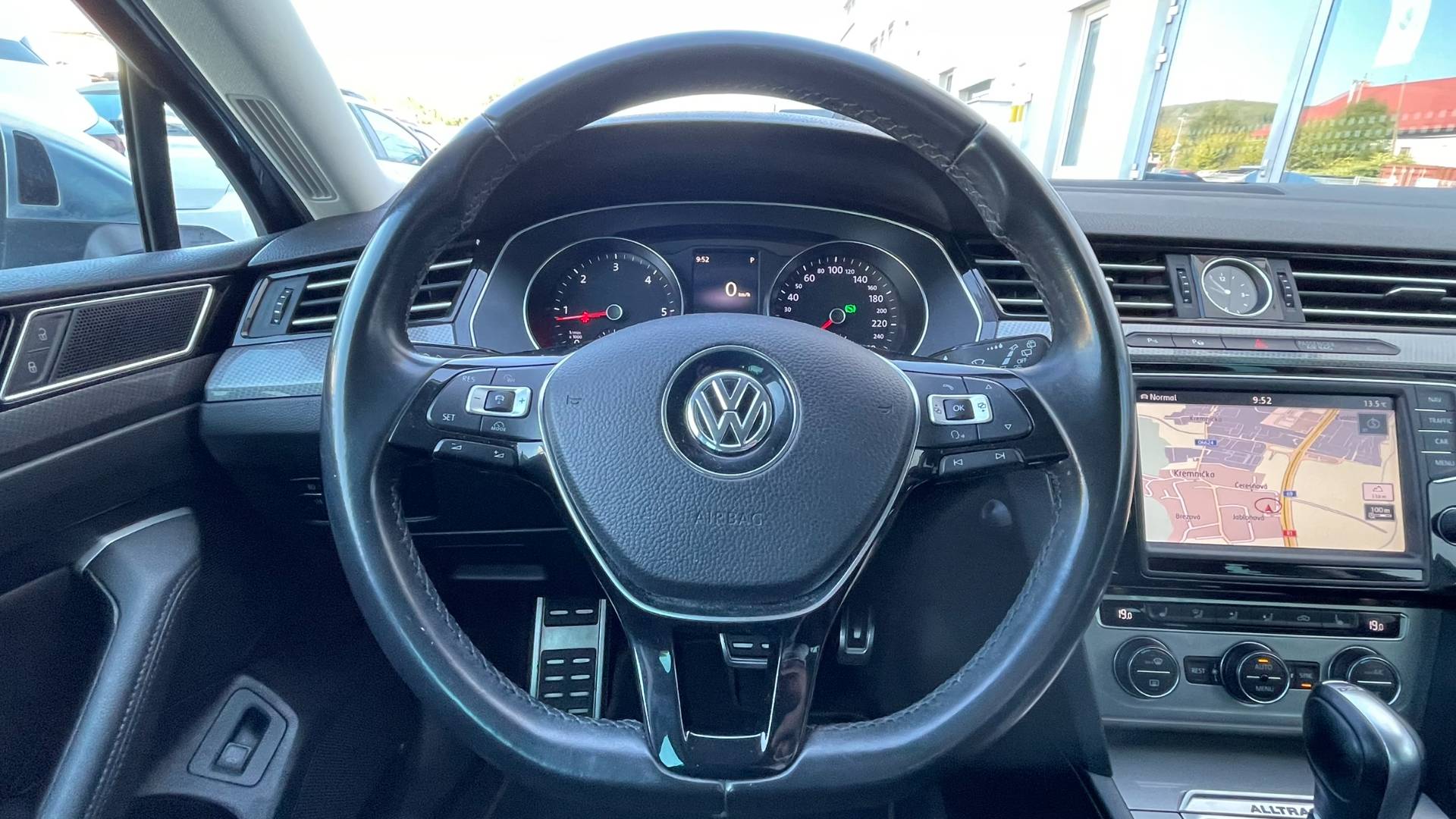 Volkswagen Passat Variant 2.0 TDI 190k Alltrack DSG 4x4 – Obrázok 17