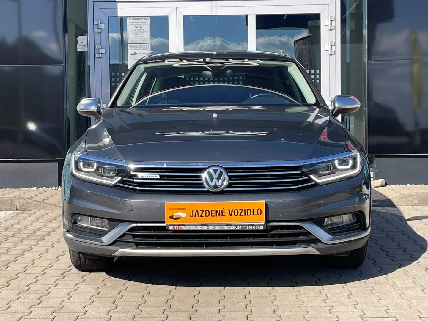 Volkswagen Passat Variant 2.0 TDI 190k Alltrack DSG 4x4 – Obrázok 2