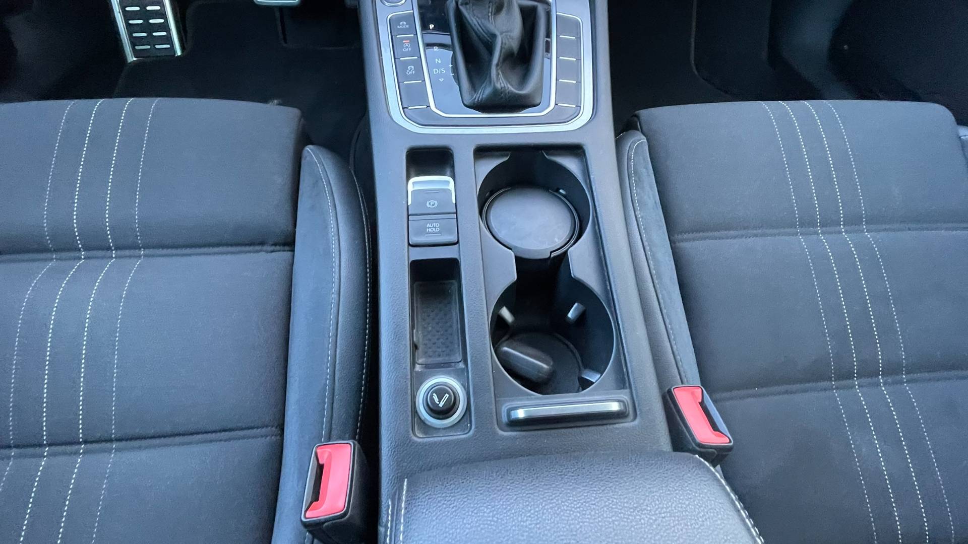 Volkswagen Passat Variant 2.0 TDI 190k Alltrack DSG 4x4 – Obrázok 23