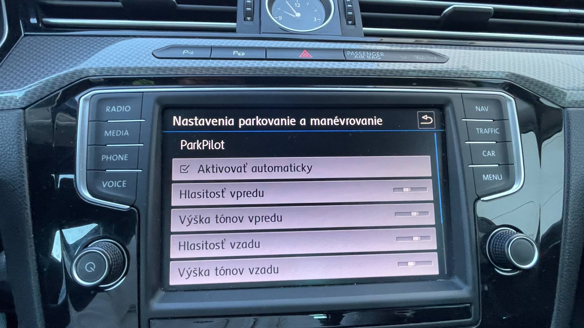 Volkswagen Passat Variant 2.0 TDI 190k Alltrack DSG 4x4 – Obrázok 30