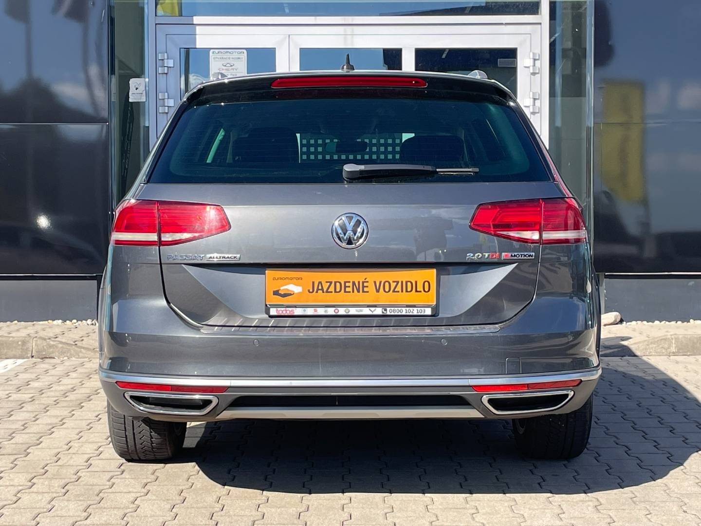 Volkswagen Passat Variant 2.0 TDI 190k Alltrack DSG 4x4 – Obrázok 5
