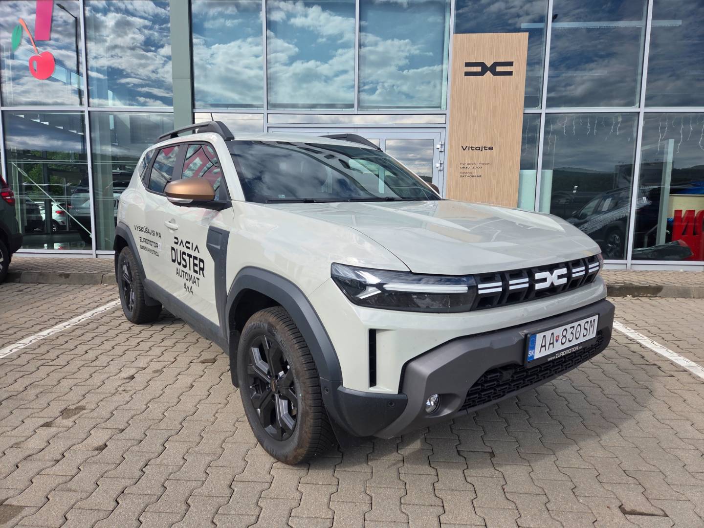 Dacia Duster 1.2 hybrid-G 150 mHEV 4x4 EDC Extreme – Obrázok 2