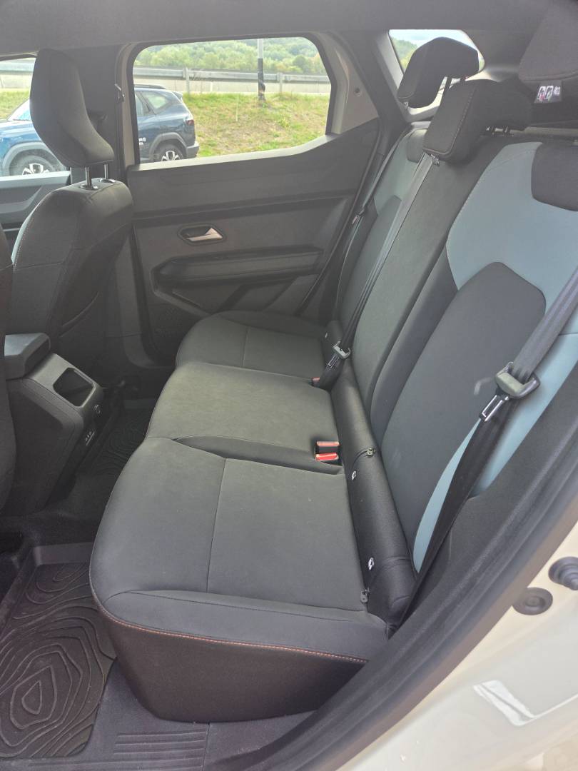 Dacia Duster 1.2 hybrid-G 150 mHEV 4x4 EDC Extreme – Obrázok 6