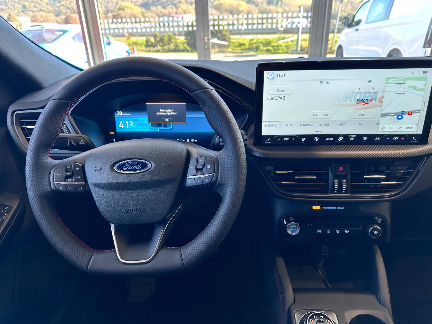 Ford Kuga 2.5 Duratec PHEV 225k ST-Line CVT – Obrázok 13
