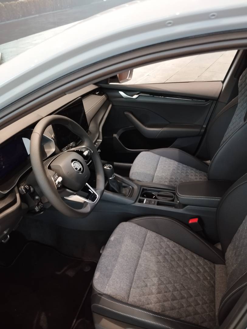 Škoda Octavia Sportline 1,5TSI 110kW 6-stup. mech. – Obrázok 5
