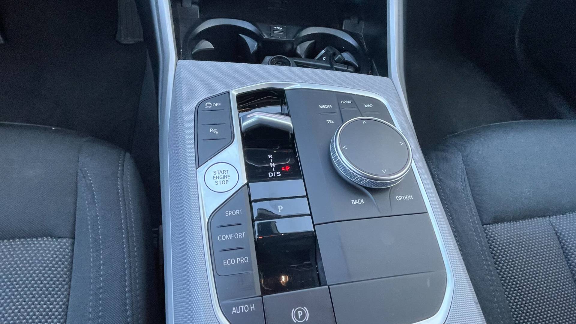 BMW Rad 3 Touring 320d xDrive mHEV MOD 2023 FACELIFT – Obrázok 19