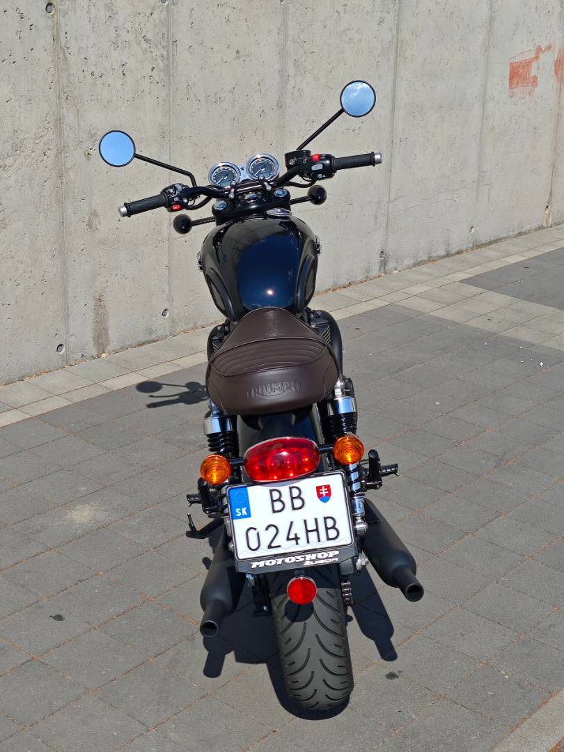 Triumph Bonneville T120 Black Edition – Obrázok 3
