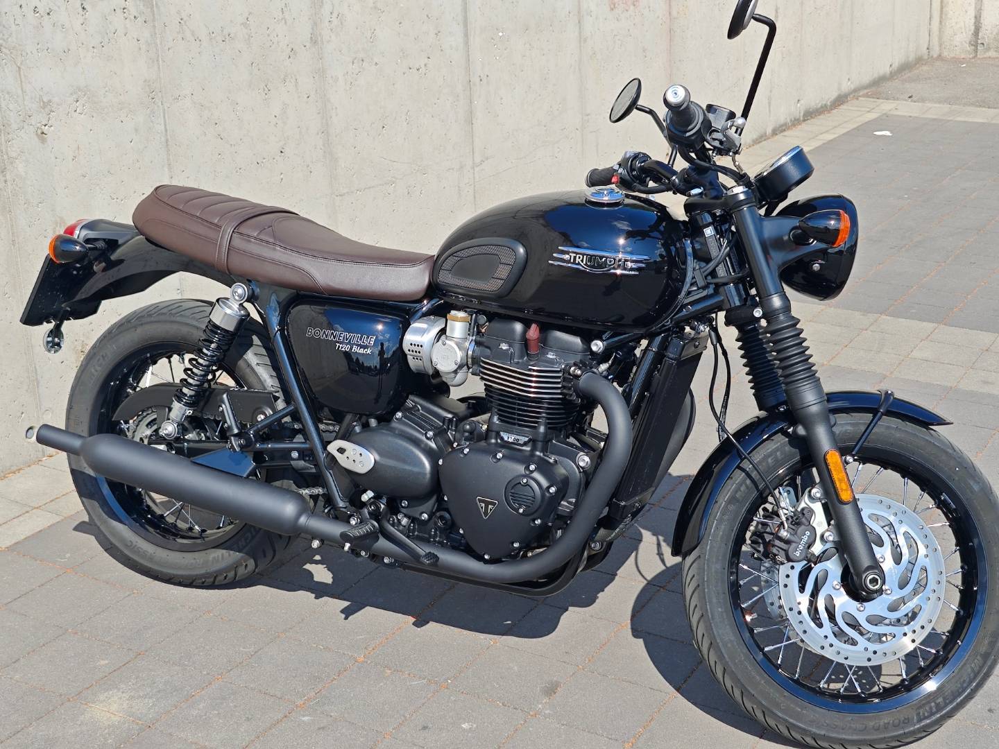 Triumph Bonneville T120 Black Edition – Obrázok 6