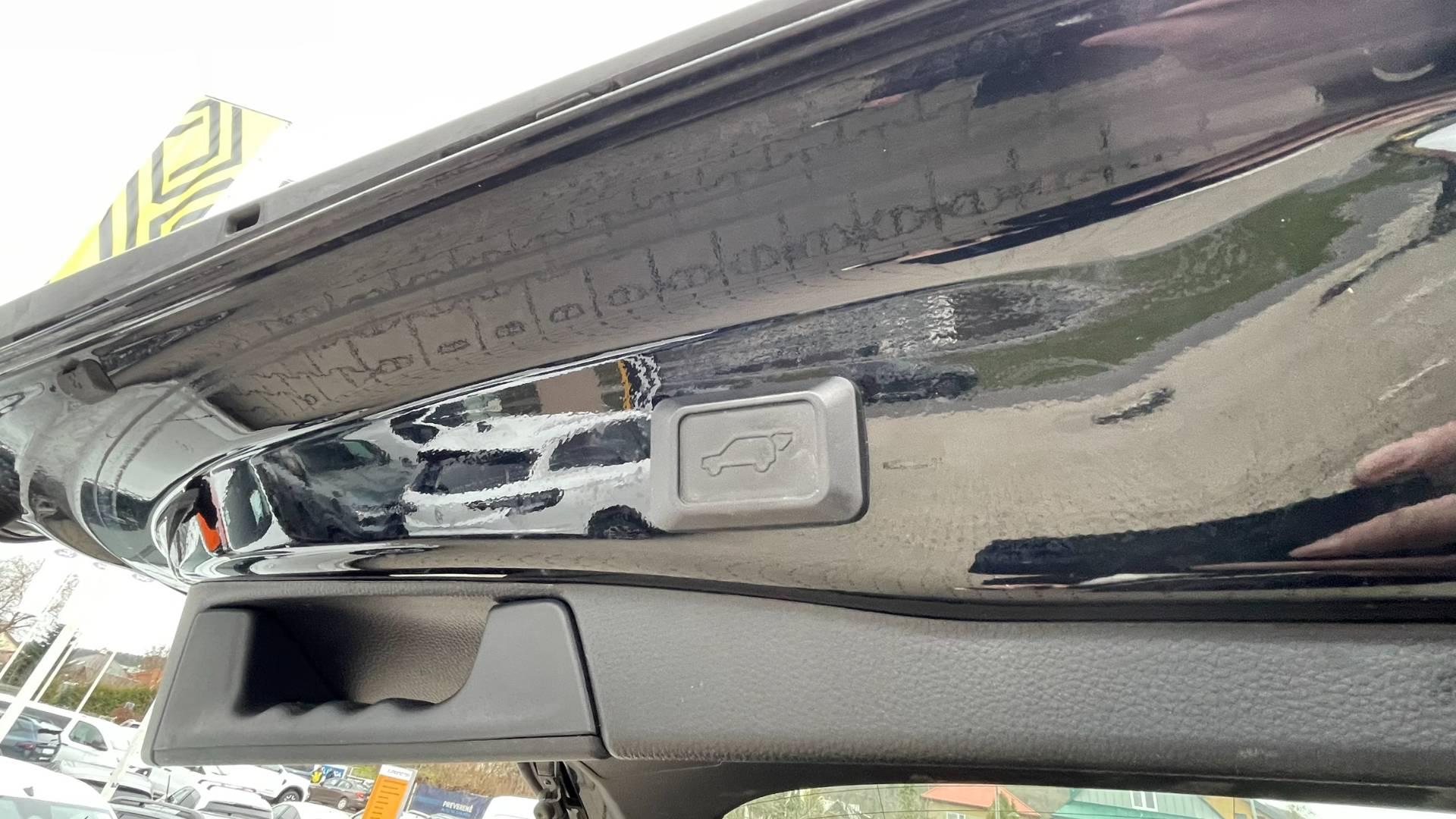 Toyota RAV4 2.5 VVT-i Hybrid AWD E-CVT, 163kW, 2022 – Obrázok 31