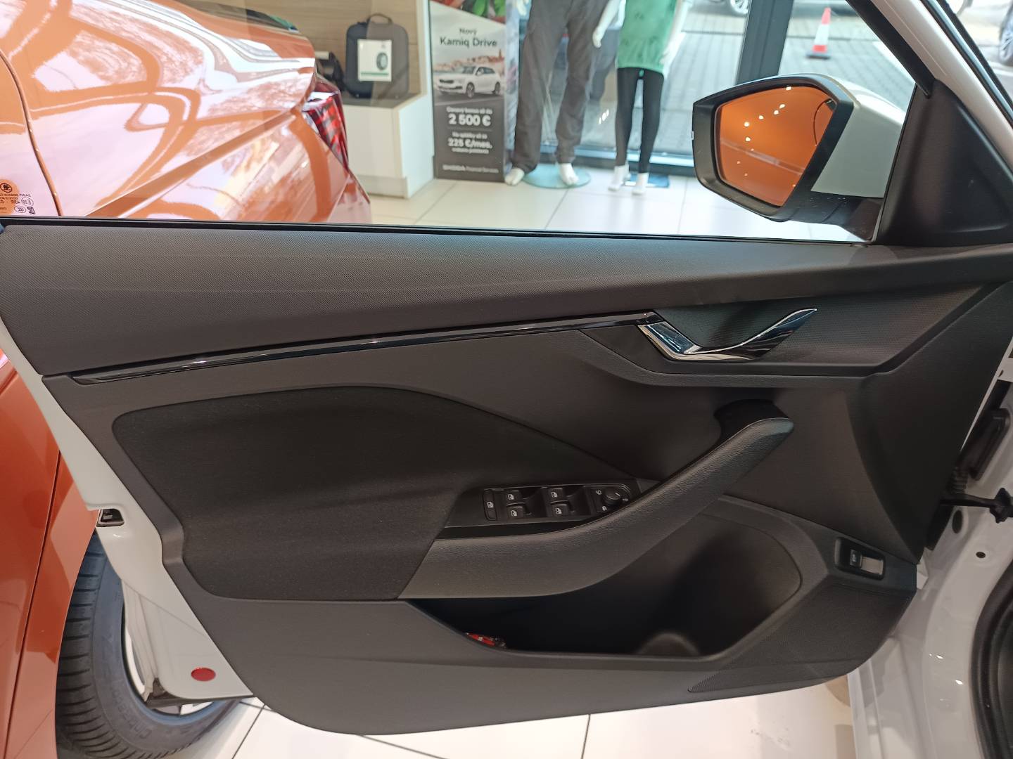Škoda Kamiq Drive plus 130 1,5 TSI 110KW – Obrázok 11