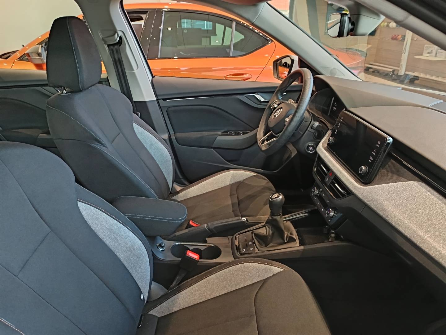 Škoda Kamiq Drive plus 130 1,5 TSI 110KW – Obrázok 20