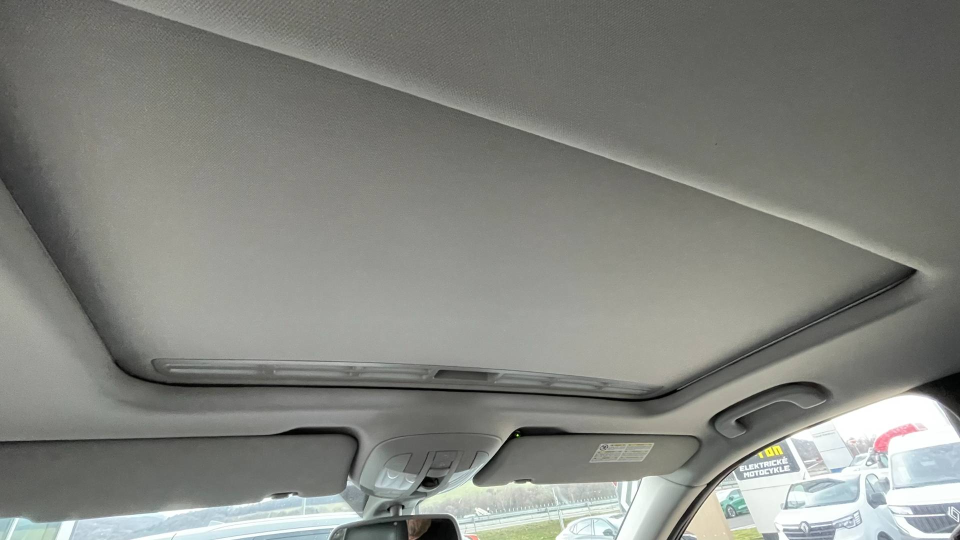 Mercedes-Benz GL 420 CDI 4-matic V8 1.majiteľ, nové v SR – Obrázok 23
