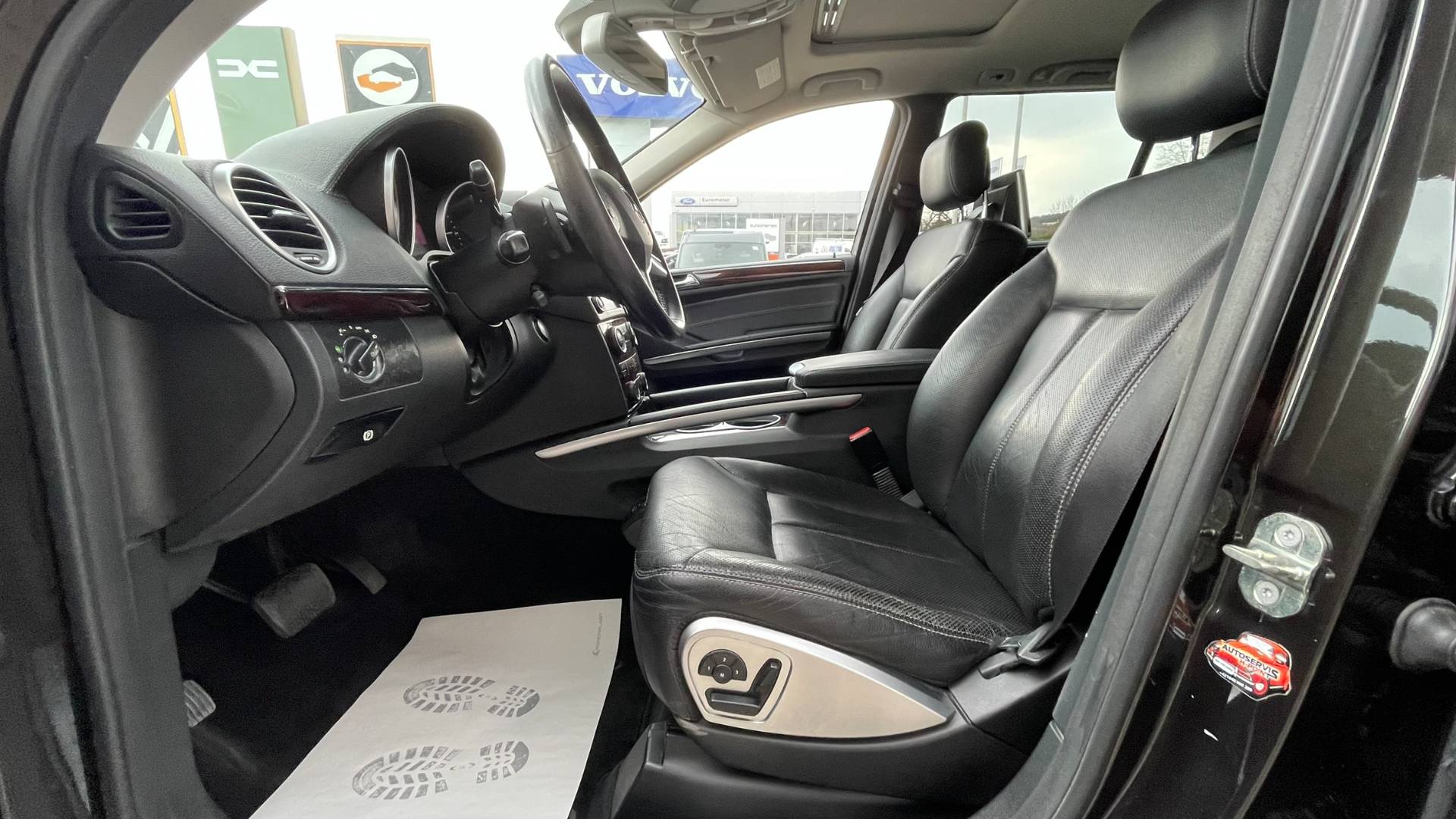 Mercedes-Benz GL 420 CDI 4-matic V8 1.majiteľ, nové v SR – Obrázok 9