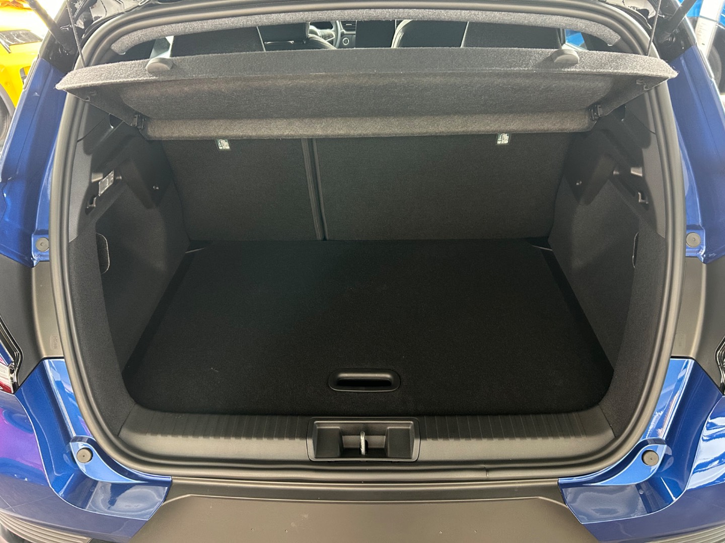 Renault Captur techno mild hybrid 140 EDC – Obrázok 7