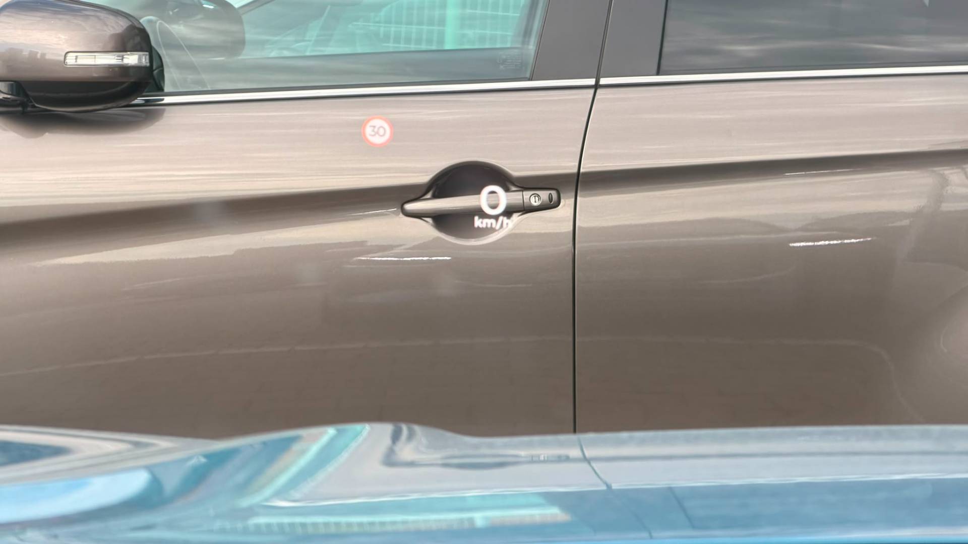 Chery Tiggo 8 1.5 PHEV CSH 279k UNIQUE – Obrázok 17