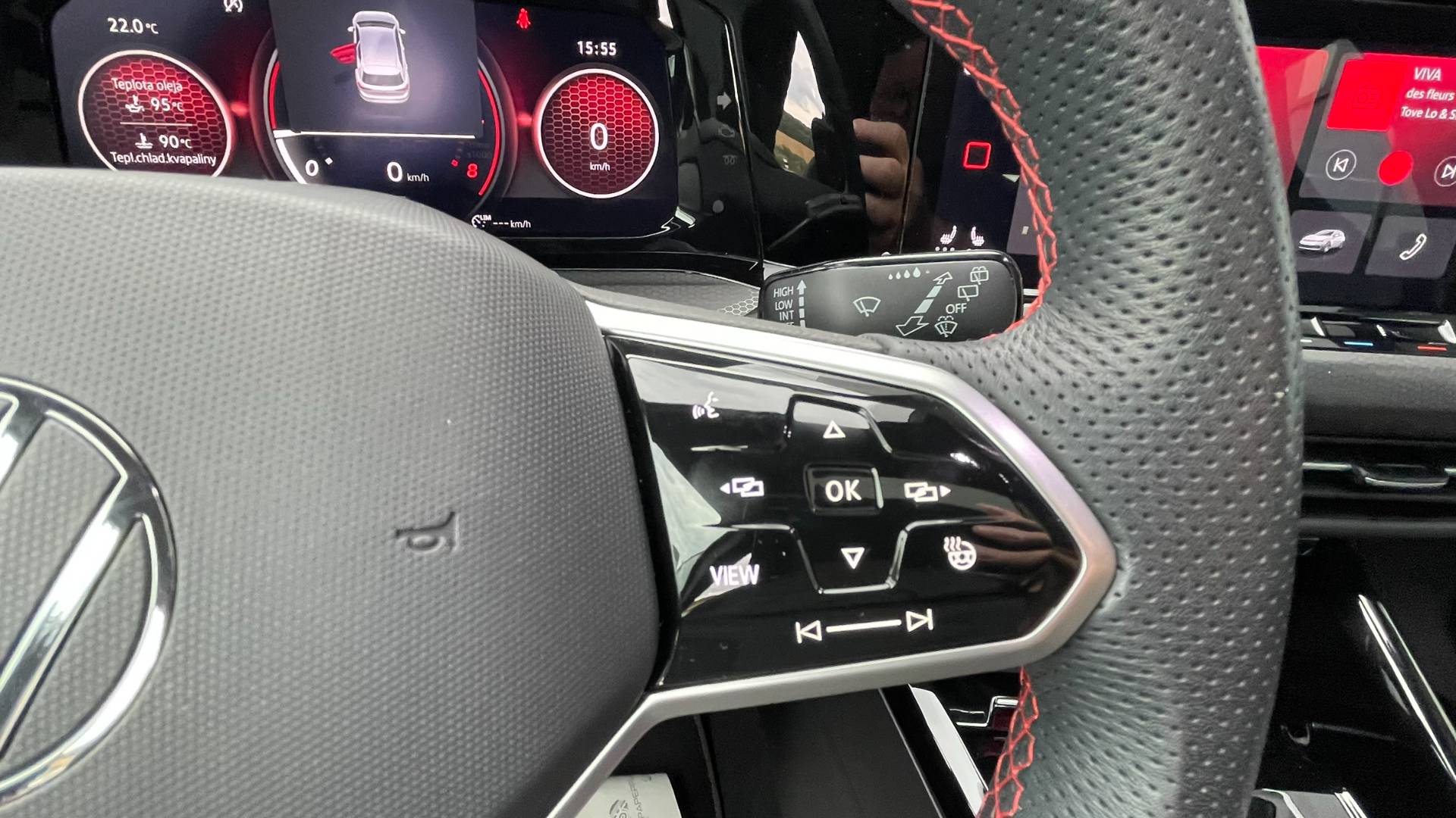 Volkswagen Golf 2.0TSI GTI M/6 180kW 1.majiteľ – Obrázok 26