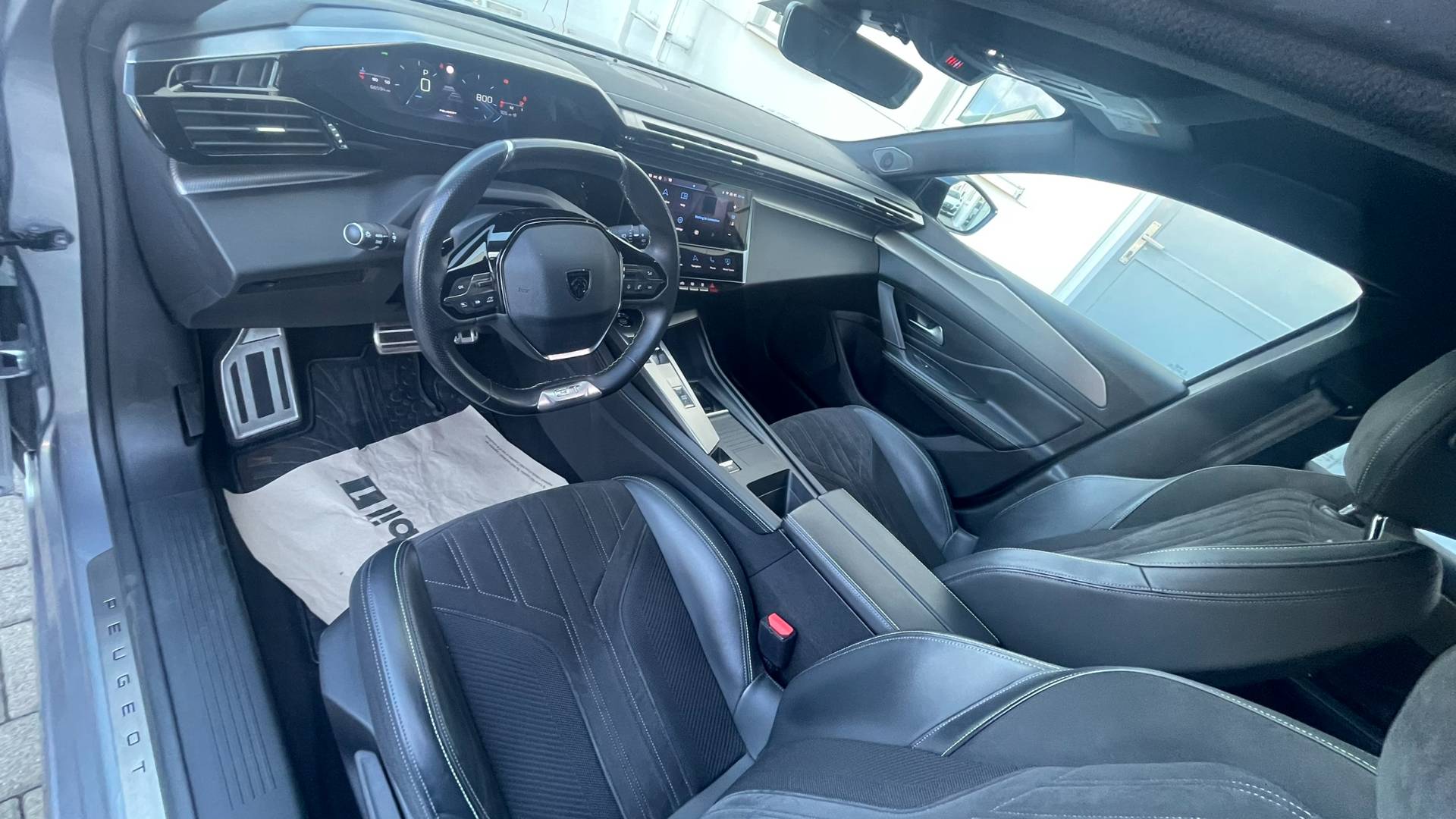 Peugeot 308 Break/SW SW GT 1.5 Bluehdi EAT8 1.majiteľ, nové v SR – Obrázok 10