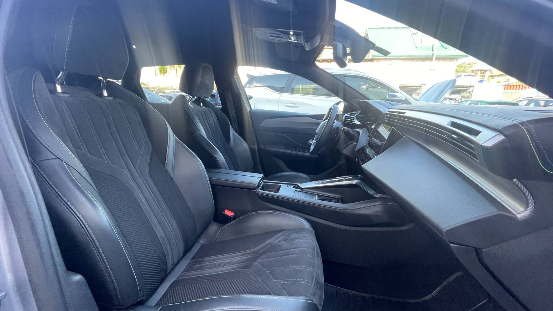 Peugeot 308 Break/SW SW GT 1.5 Bluehdi EAT8 1.majiteľ, nové v SR – Obrázok 12