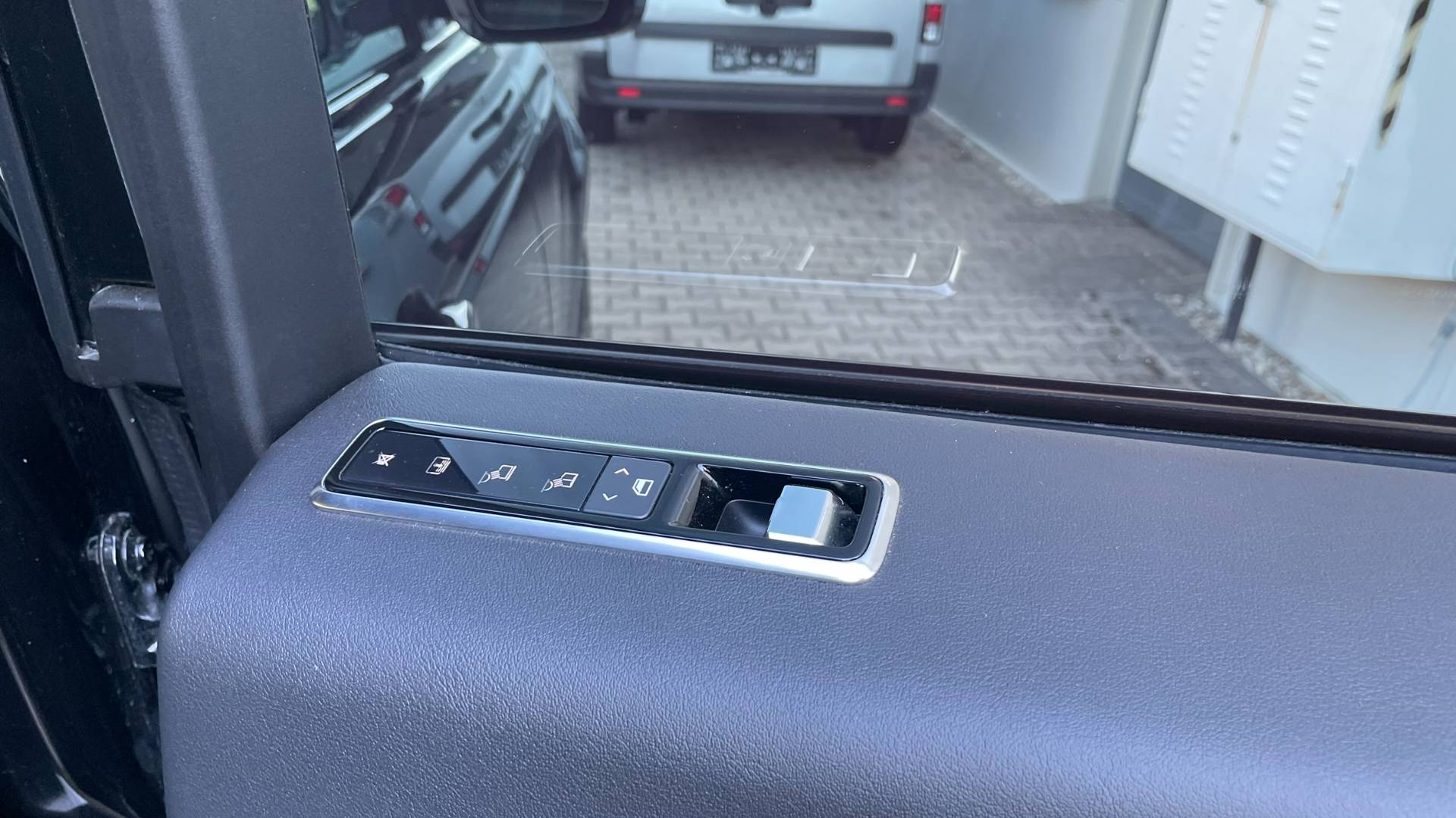 Land Rover Range Rover 5.0 V8 S/C Autobiography 4WD A/T – Obrázok 27