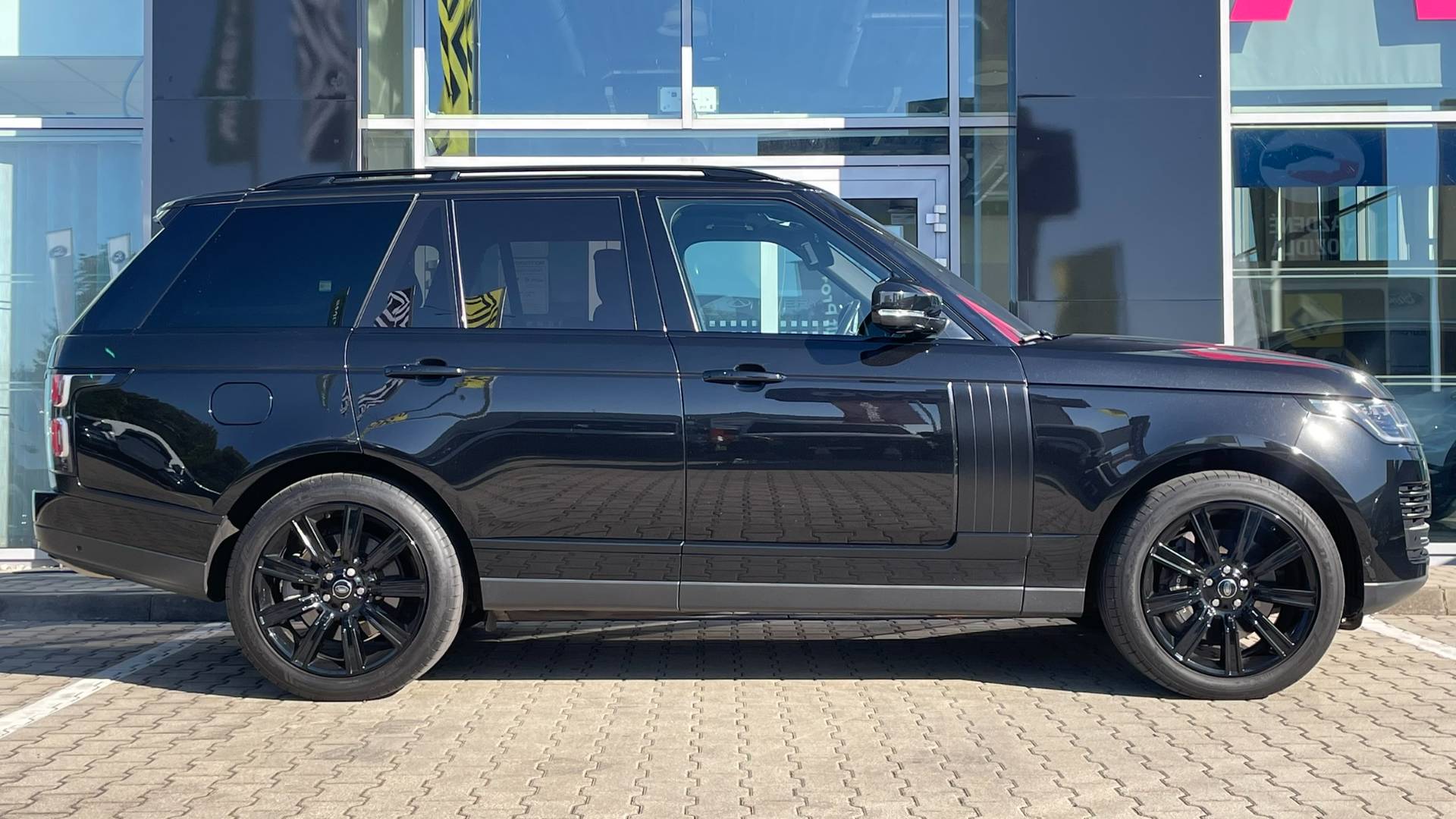 Land Rover Range Rover 5.0 V8 S/C Autobiography 4WD A/T – Obrázok 8