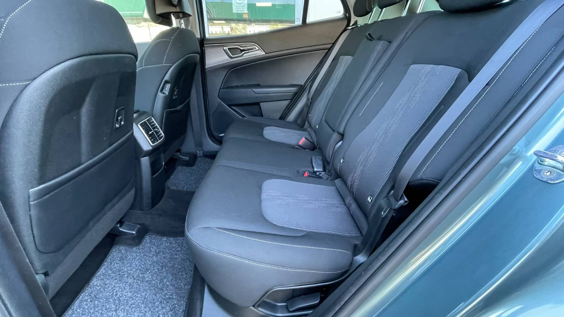 Kia Sportage 1.6 T-GDi mHEV 4x4 A/T , kupované na SK – Obrázok 17