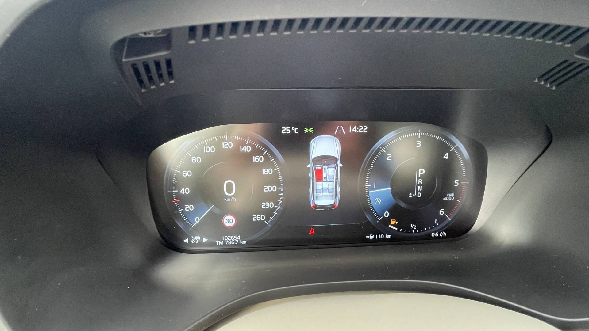 Volvo XC60 D4 Inscription 4x4 A8 MOD 2018 – Obrázok 25