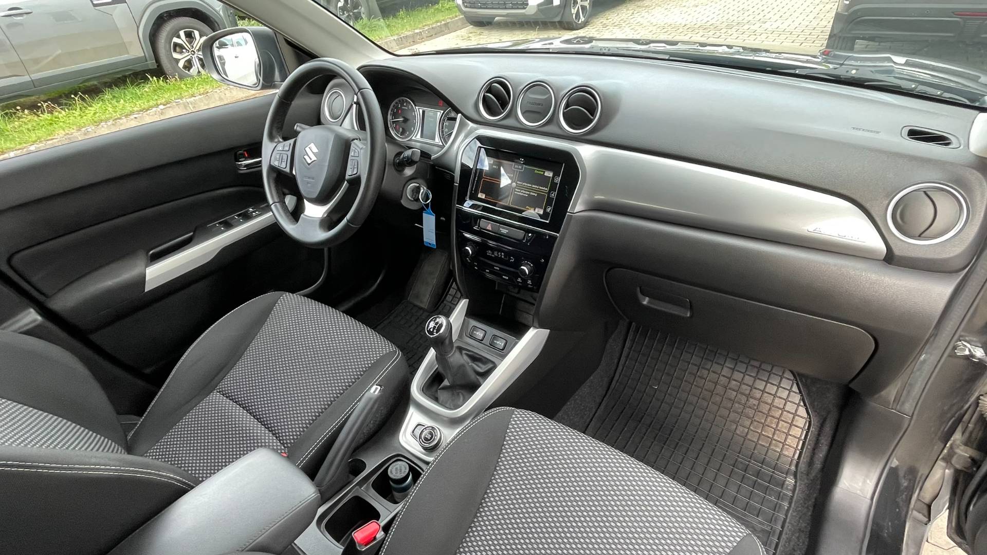 Suzuki Vitara 1.6 VVT Elegance 4WD M5 MOD 2018 – Obrázok 13