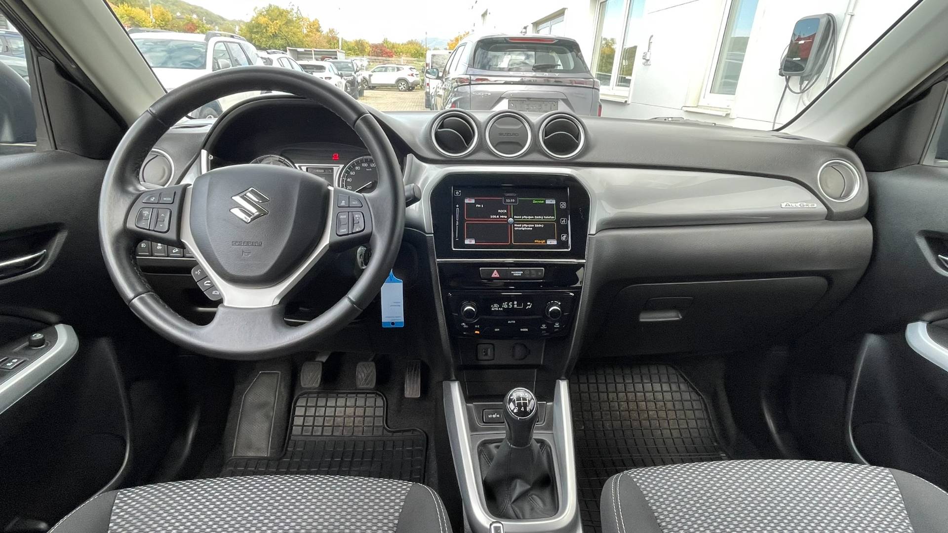 Suzuki Vitara 1.6 VVT Elegance 4WD M5 MOD 2018 – Obrázok 16