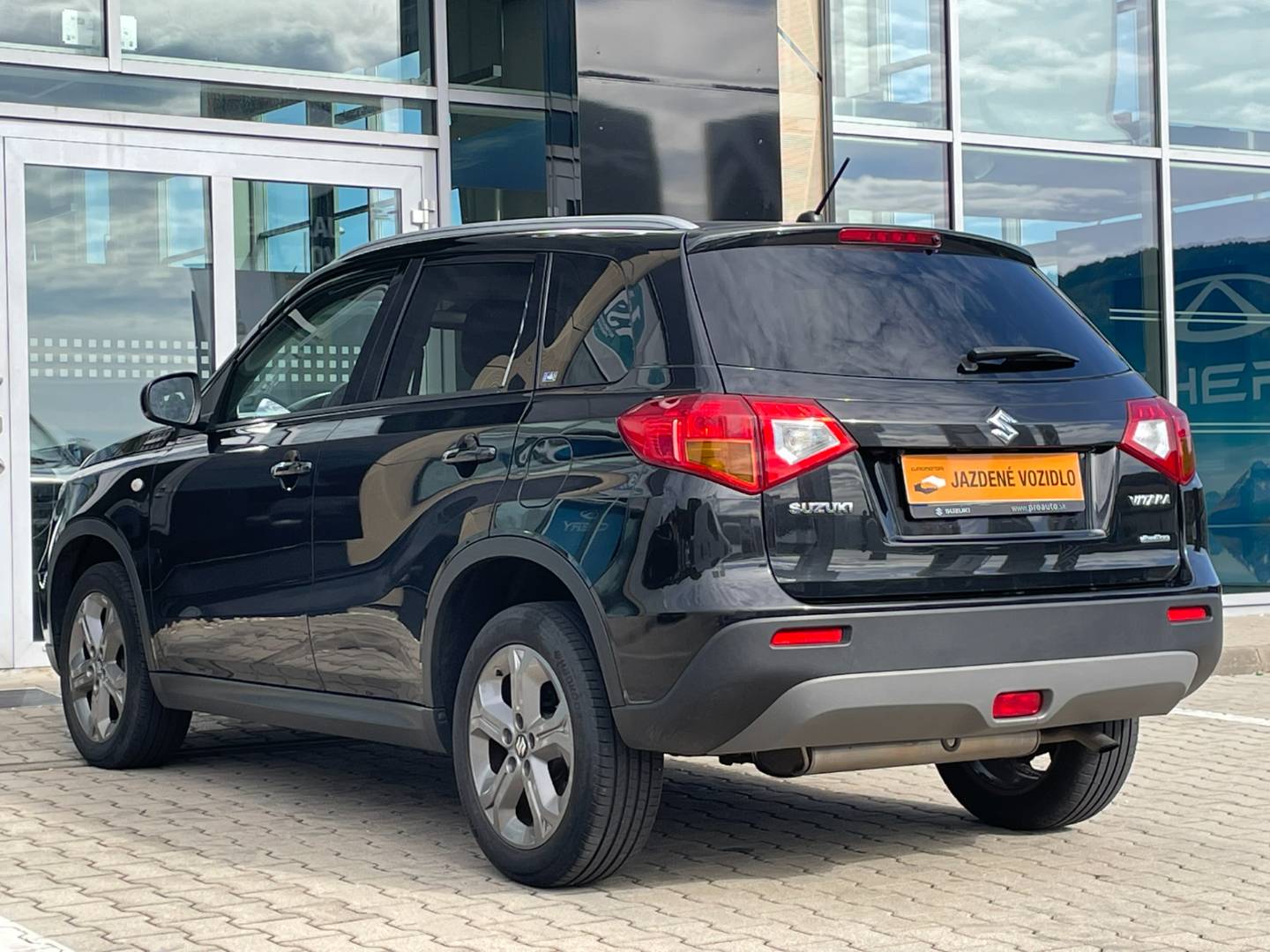 Suzuki Vitara 1.6 VVT Elegance 4WD M5 MOD 2018 – Obrázok 4
