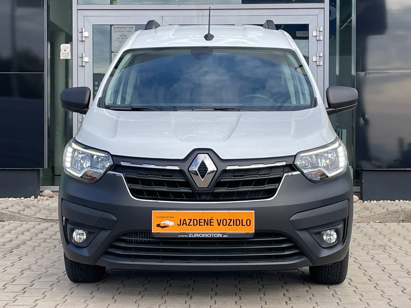 Renault Express 1.3 TCe 100Extra M6, kupované ako nové na SK – Obrázok 2