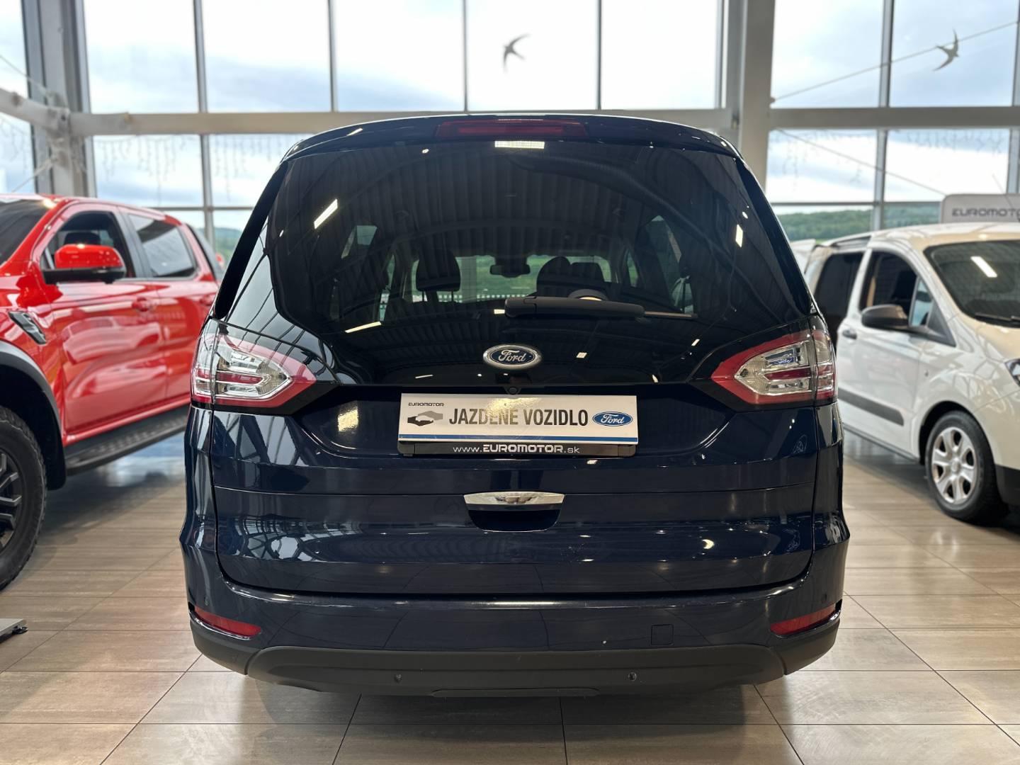 Ford Galaxy 2.0 TDCi EcoBlue 150 Titanium A/T – Obrázok 6