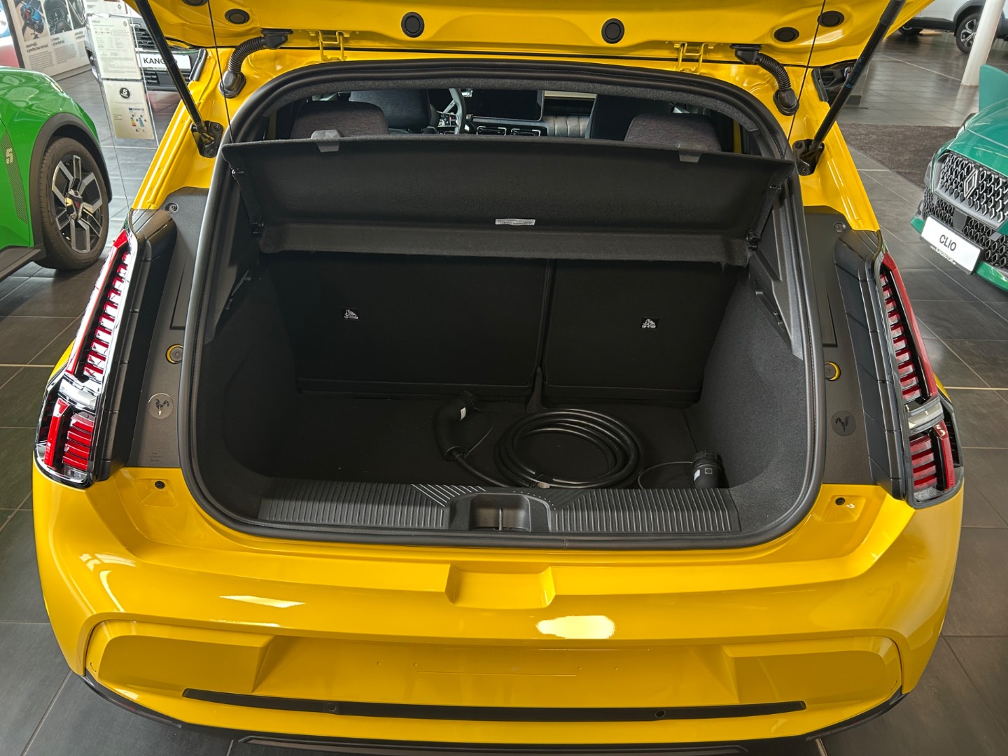 Renault 5 R5 E-Tech elektrický techno 150 k comfort range – Obrázok 7