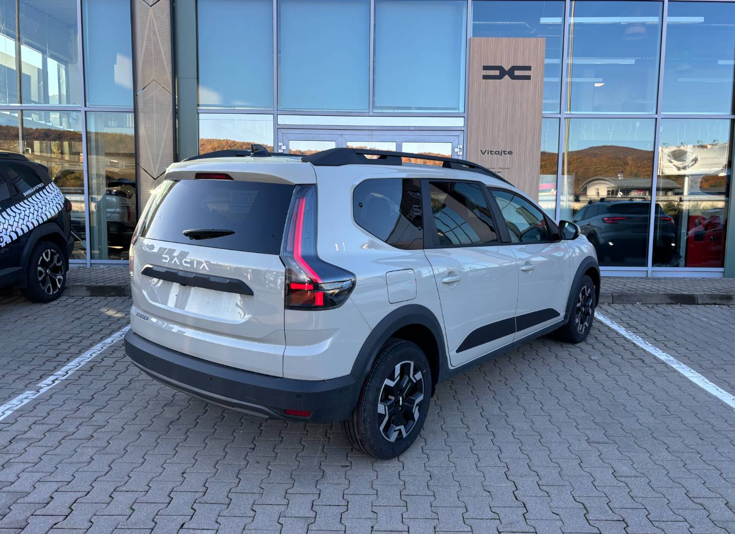 Dacia Jogger Journey TCe 110 7 miest – Obrázok 4